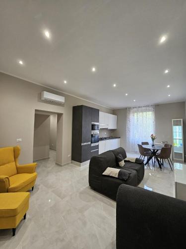 Lagaccio Apartment | Appartamento in centro a 250m stazione di principe