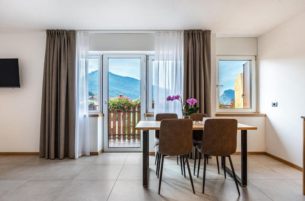 San Lorenzo in Banale Apartment | Appartamento Cima Brenta