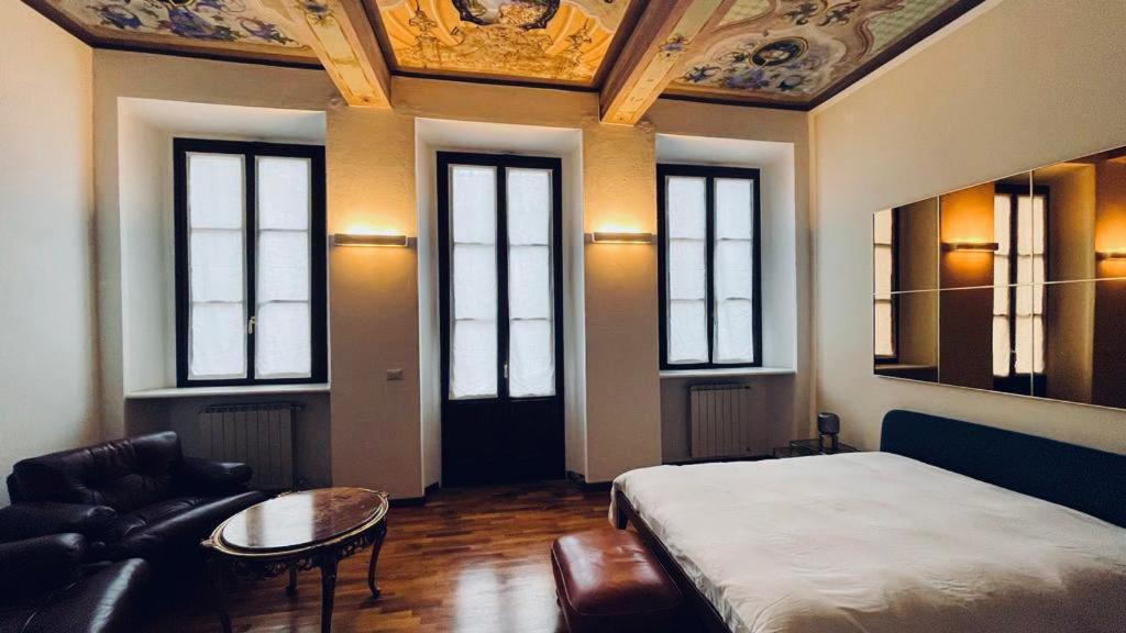 Oleggio Apartment | Appartamento La Corte