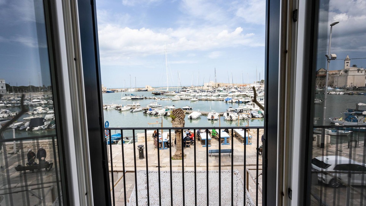 Trani Apartment | Appartamento Lusso Vista Mare - SUL Porto DI Trani