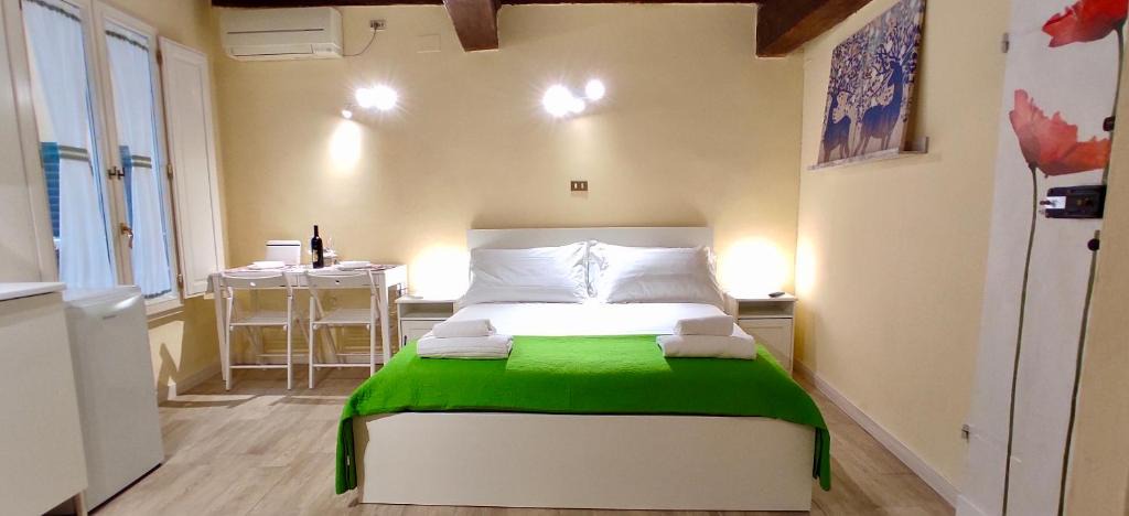 Oltrarno Apartment | Appartamento Mughetto