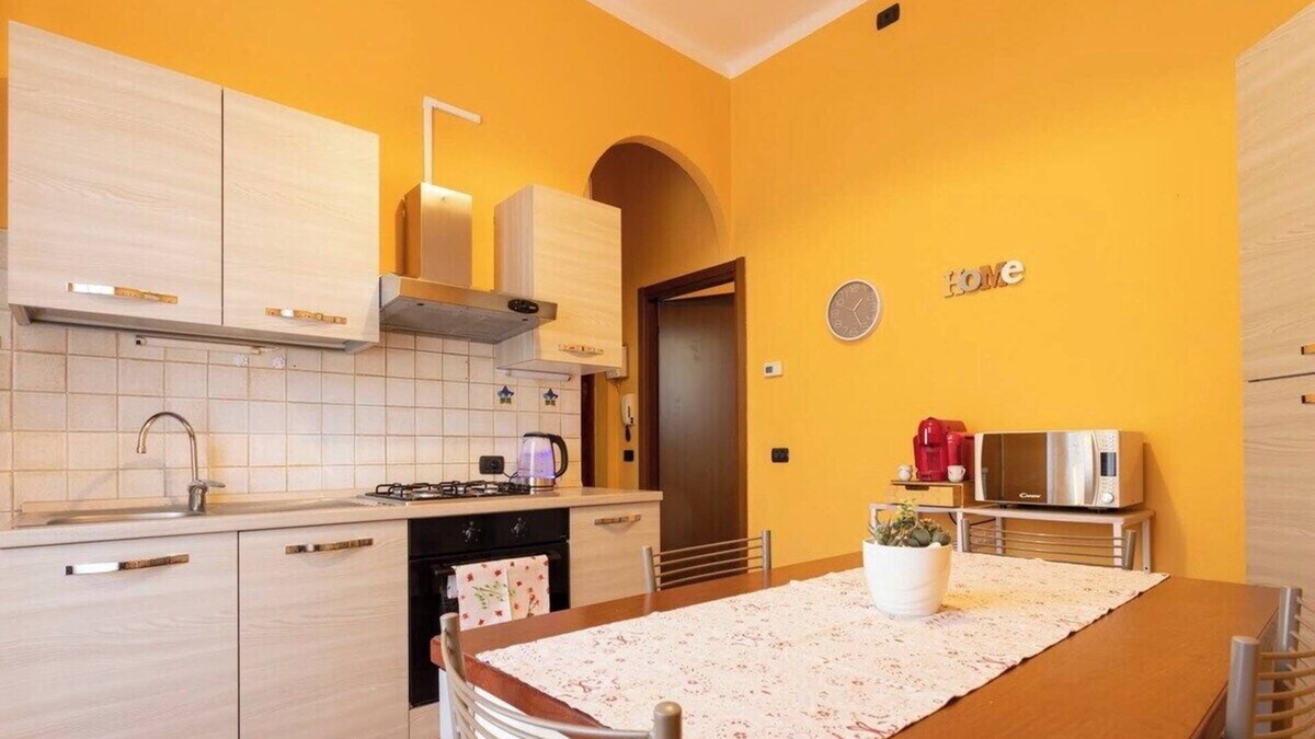 Novara Condo | [Appartamento privato] The Novara Gateway