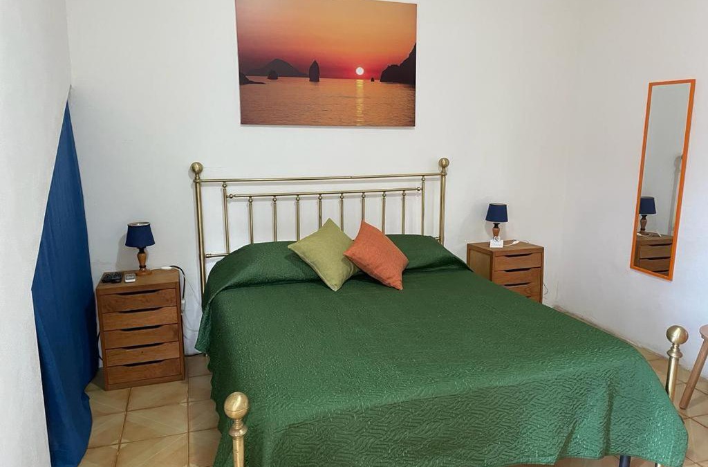 Lipari Historic Centre Apartment | Appartamento ROSA
