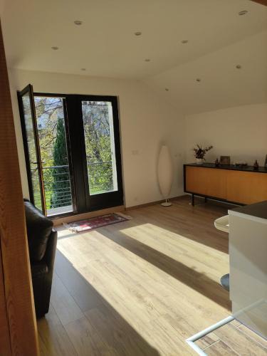 Saint-Georges-de-Commiers Apartment | Appartement au calme, dans résidence sécurisée avec place de stationnement