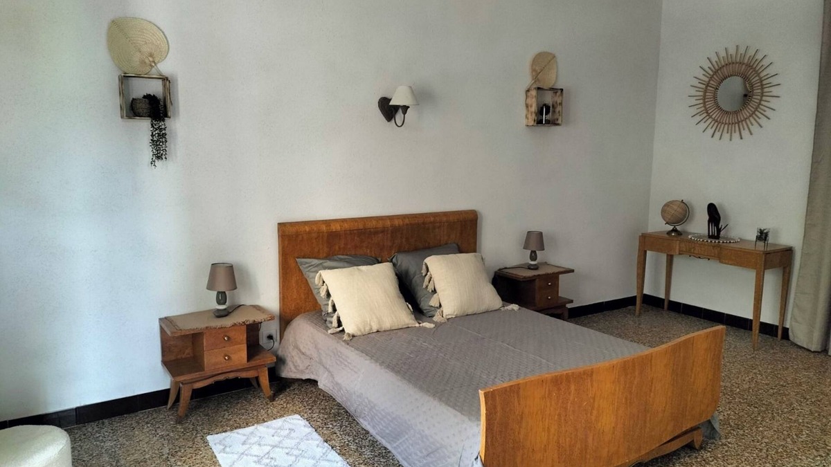Saint-Pons-de-Thomieres Apartment | Appartement le petit bonheur our four-legged friends are welcome