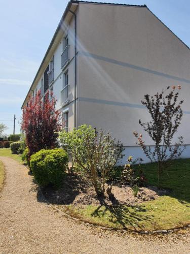 Saint-Etienne-du-Rouvray Apartment | Appartement 6 couchages environnement paisible
