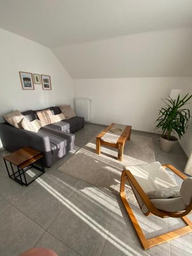 Chapelle-lez-Herlaimont Apartment | Appartement 2 chambres confort 4-5 personnes