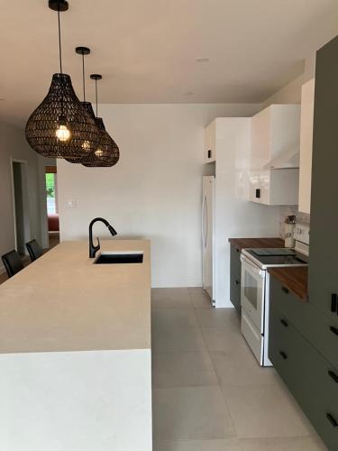 Ste Anne de Beaupre Apartment | Appartement Le Yin