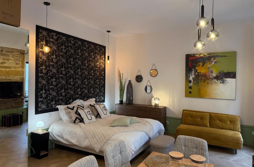Jules Ferry - Recamier Apartment | Appartement élégant et chic refait à neuf