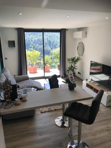Castellar Apartment | Appartement 2 pièces - Le Berceau