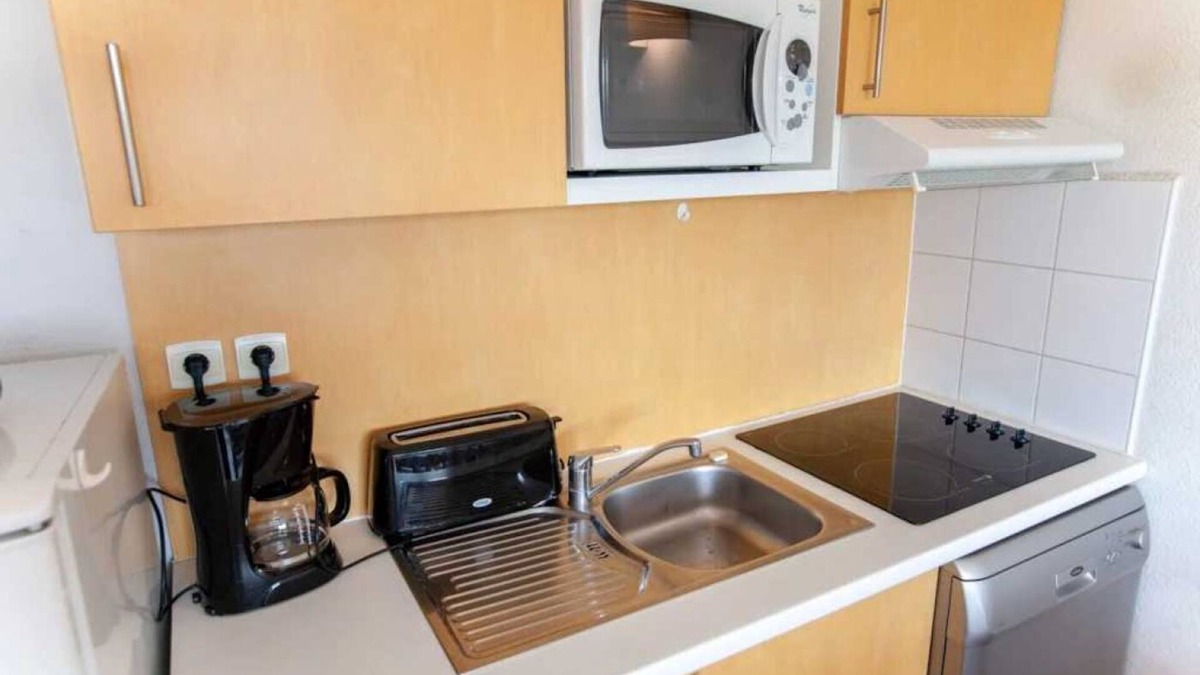 Cassen Apartment | Appartement 3 étoiles - Piscine - ccbbddd