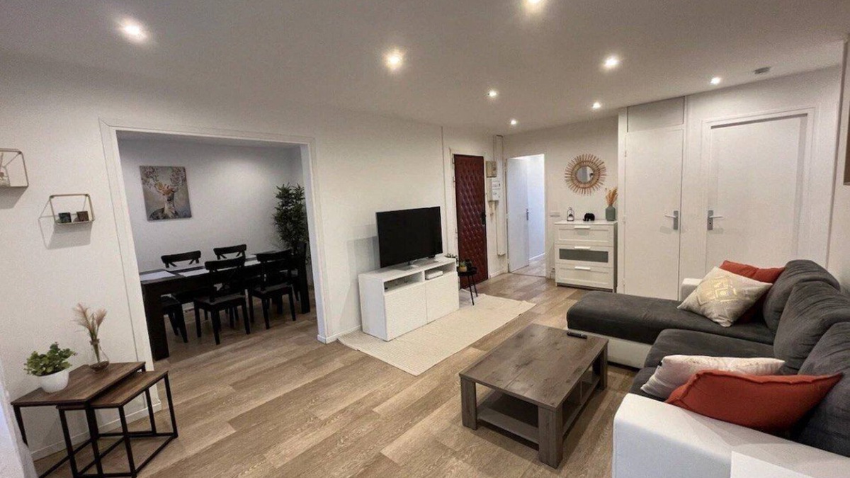Bois-d'Arcy Apartment | Appartement 3-4 Pieces Bois D'arcy Jusqu'à 6 Personnes