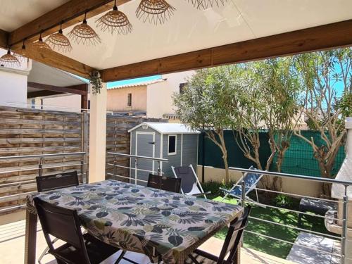 Marseillan Plage Apartment | Appartement 3 pièces climatisé, terrasse, 6 couchages, parking privé, animaux admis - FR-1-326-673