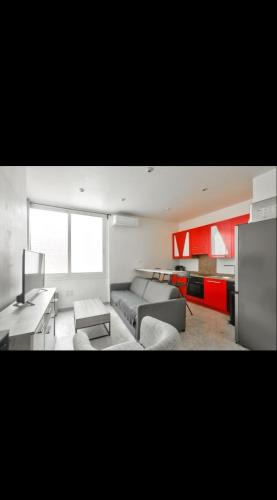 Liberation Apartment | Appartement 3 pièces