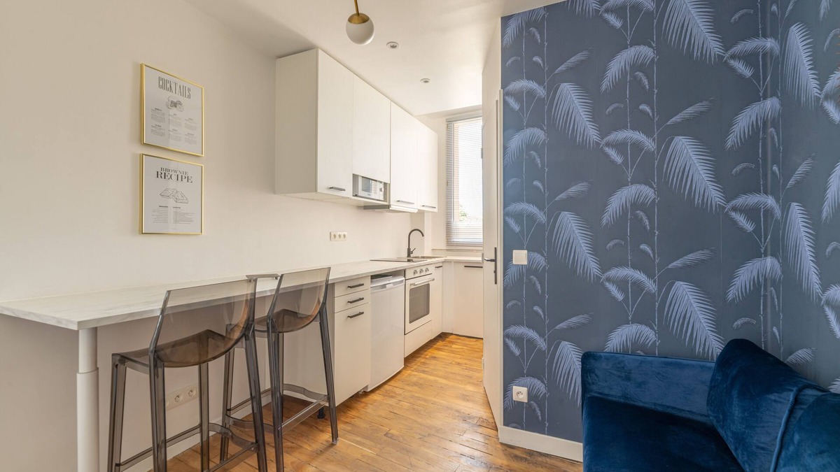 Bourg-l'Eveque Apartment | Appartement 3 Pièces Quartier Mail