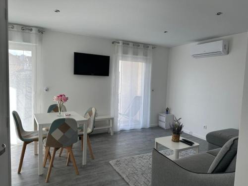 Vitry-sur-Seine Apartment | Appartement 4 personnes