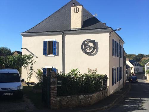 Fay Apartment | Appartement 40m² lumineux avec cuisine équipée, Wi-Fi gratuit, proche mairie et église à Fay - FR-1-410-301