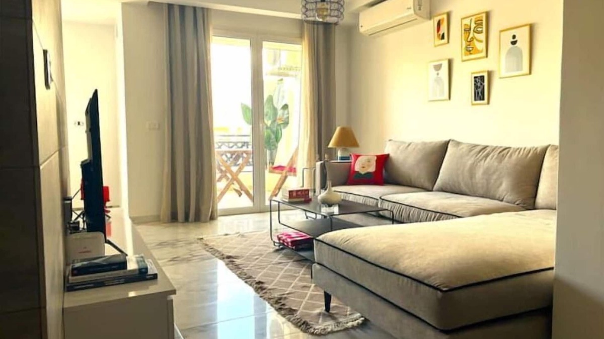 El Aouina Apartment | Appartement a 10 min de l Aéroport Entre les Berges du lac et Ain Zaghouene,