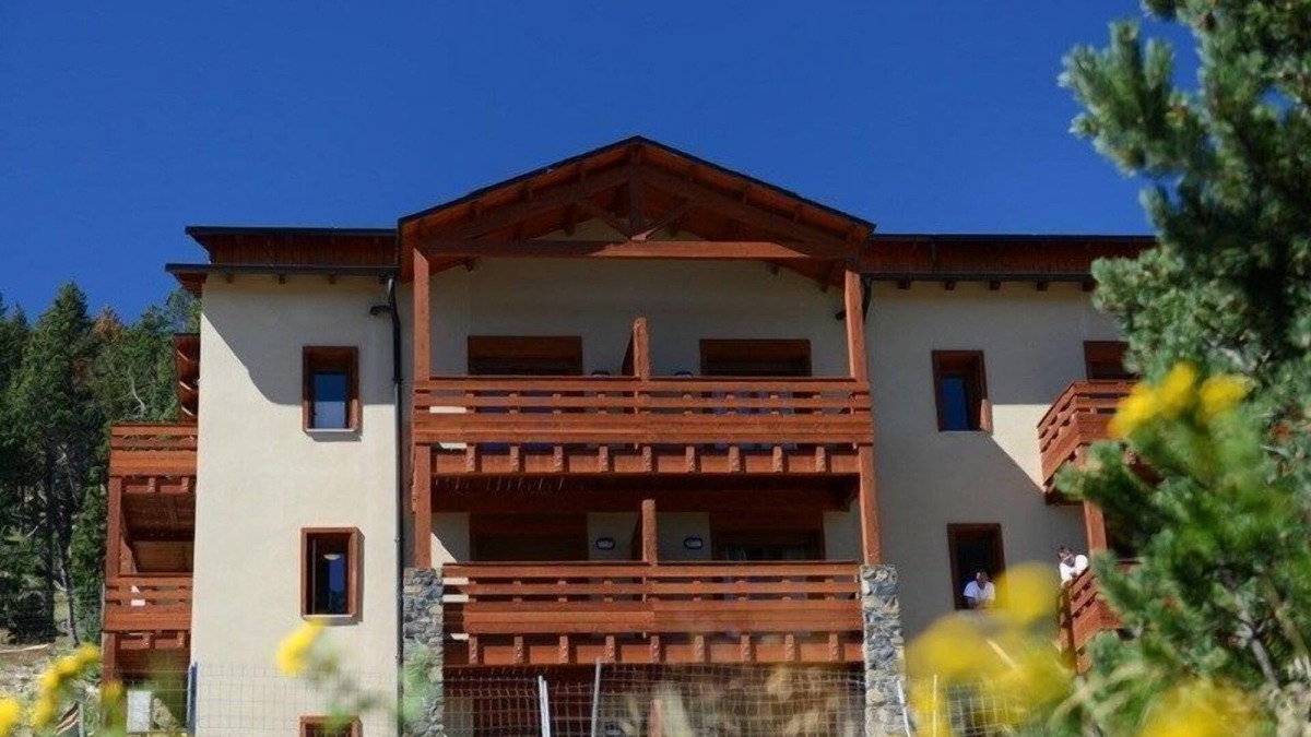 Les Angles Condo | Appartement Abordable | Accès Piscine Intérieure