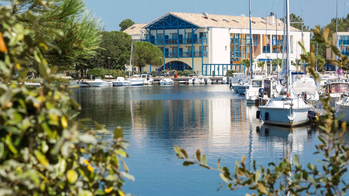 Hourtin Port Condo | Appartement Abordable au Bord du Lac