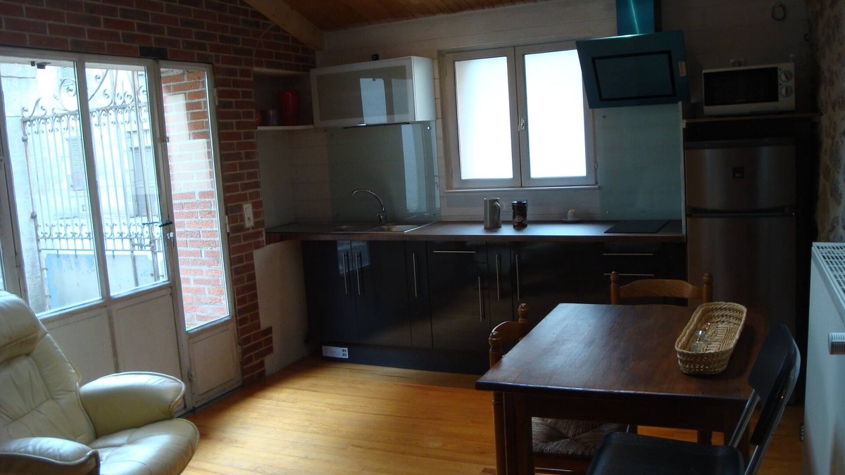 Champeix Apartment | Appartement Agréable rez de Chaussée 35 m2