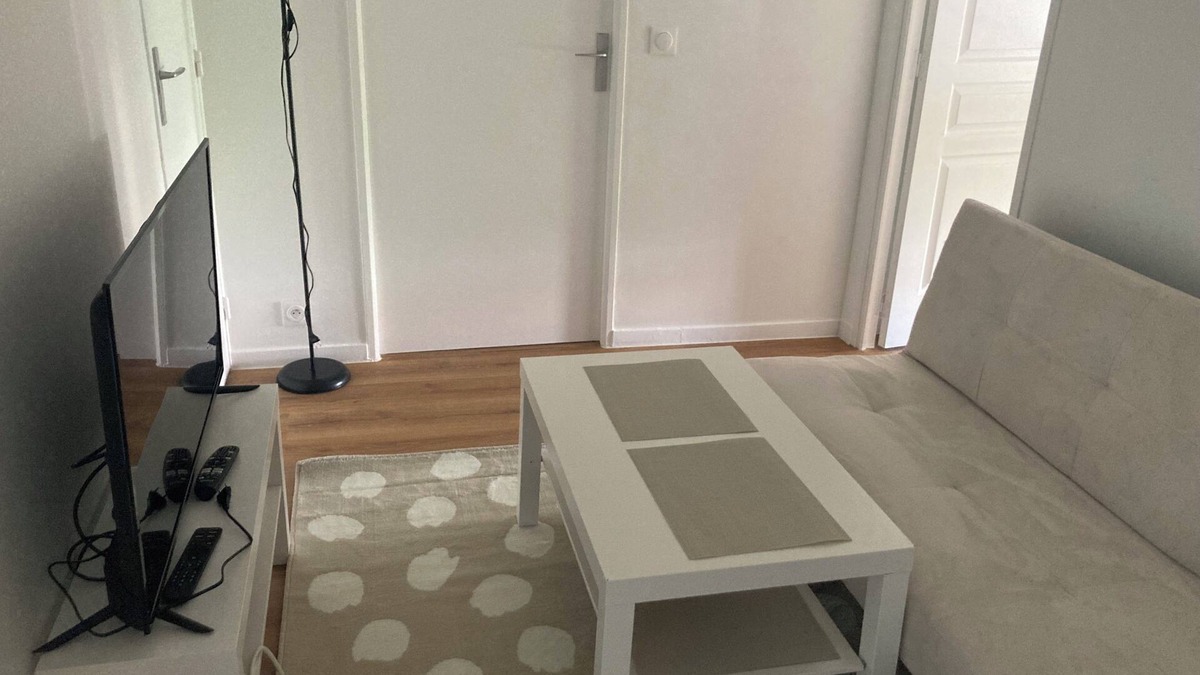 Romainville Apartment | Appartement Avec 2 Chambres Salon Cuisine sdb