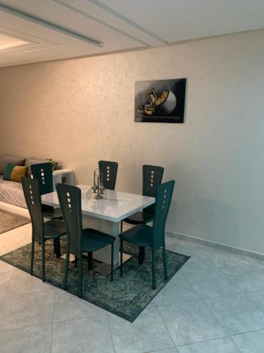 Kenitra Apartment | Appartement avec piscine et proch de plage