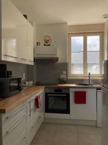 Saint-Malon-sur-Mel Apartment | Appartement Broceliande