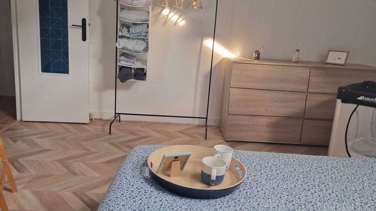 Crecy-en-Brie Apartment | Appartement Cosy et Historique à 12 min de Disneyland Paris et 45 min de Paris
