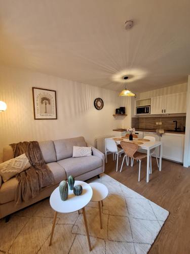 Maubuisson Apartment | Appartement cosy refait à neuf, linge fourni