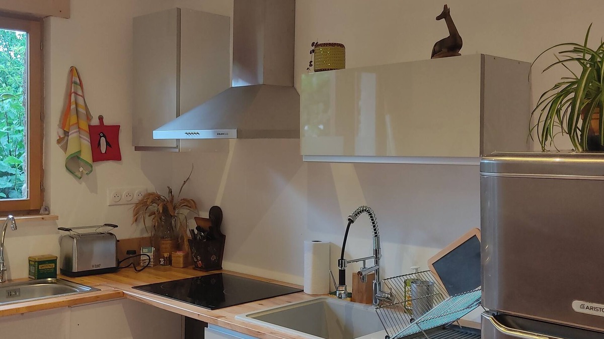 Villy-le-Pelloux Apartment | Appartement Dans Maison de Village, au Calme, Entre Annecy et Genève