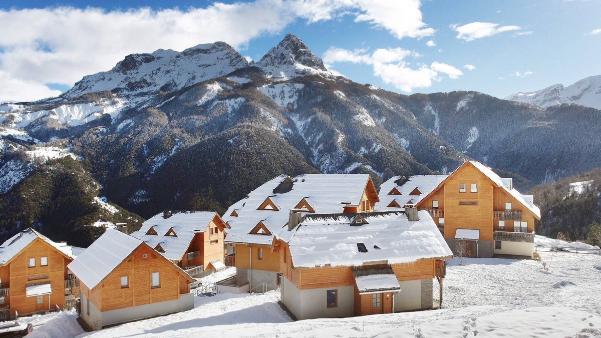Pra Loup Condo | Appartement de Montagne avec un Balcon !