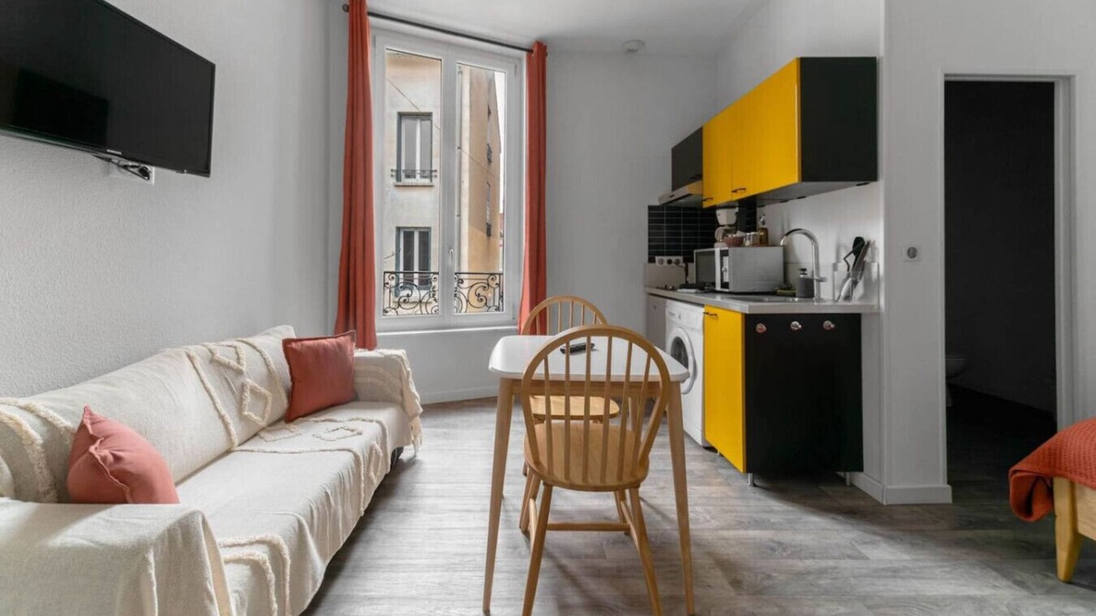 Republique Apartment | Appartement design Centre Ville proche Thermes