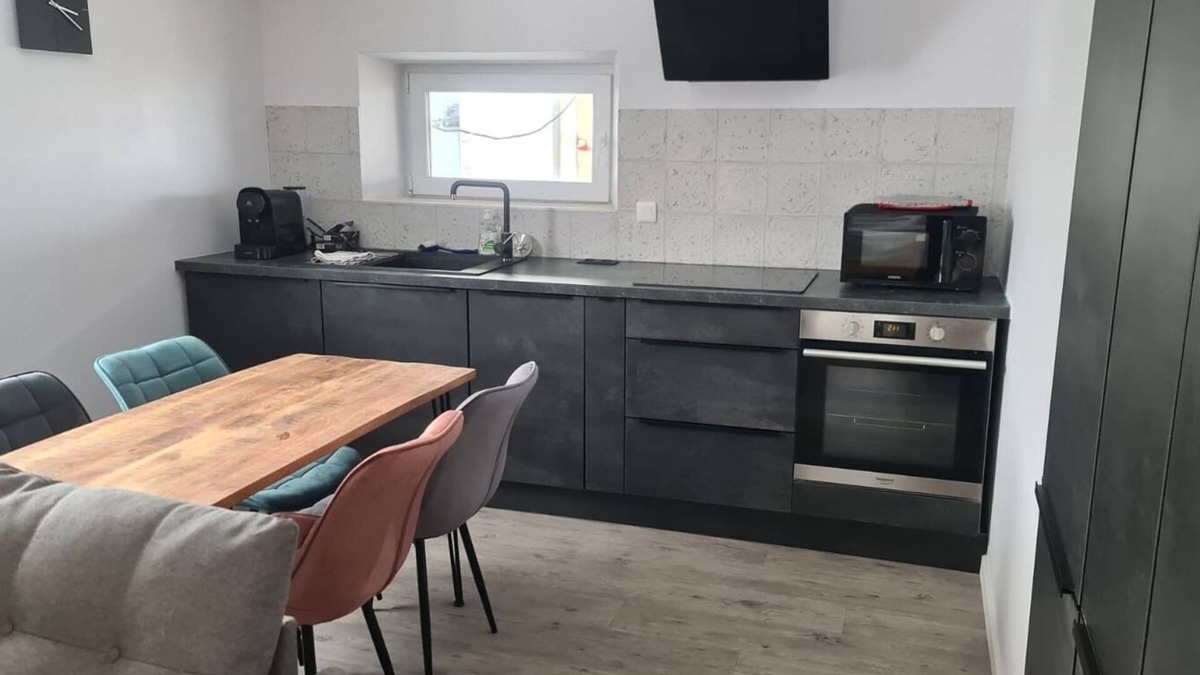 Bois-d'Amont Apartment | Appartement Deux Chambres Entièrement Rénové en 2023, Calme et Très Lumineux