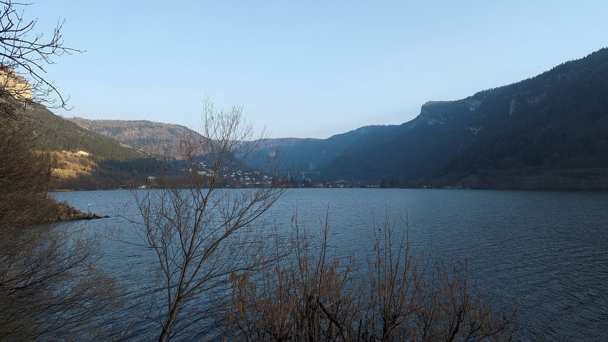 Nantua Apartment | Appartement du lac - 4 Personnes