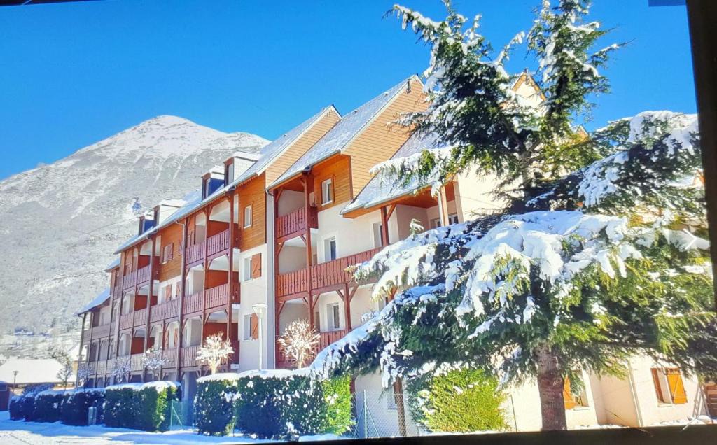Luz-Saint-Sauveur Apartment | Appartement Duplex dans Résidence VAL DE ROLAND