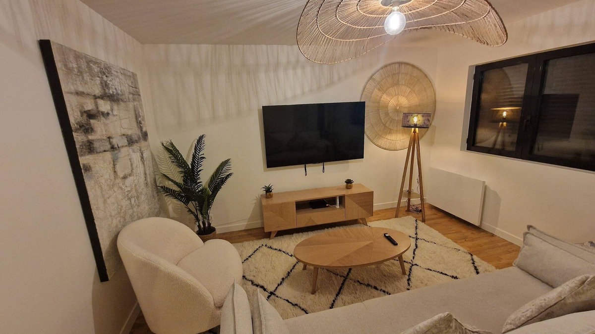 Enghien-les-Bains Apartment | Appartement Enghien-les-bains à 7 min du Casino