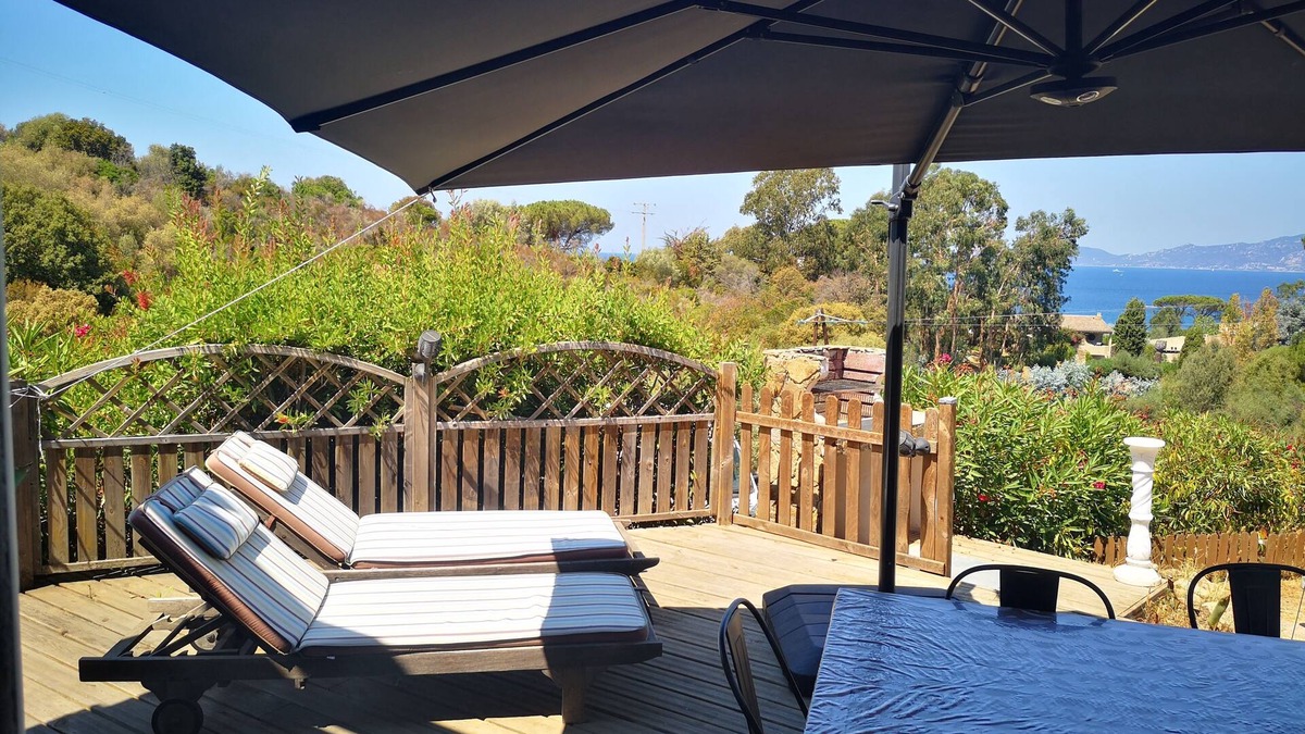 Portigliolo Apartment | Appartement en bas de Villa ,plage à 350 m