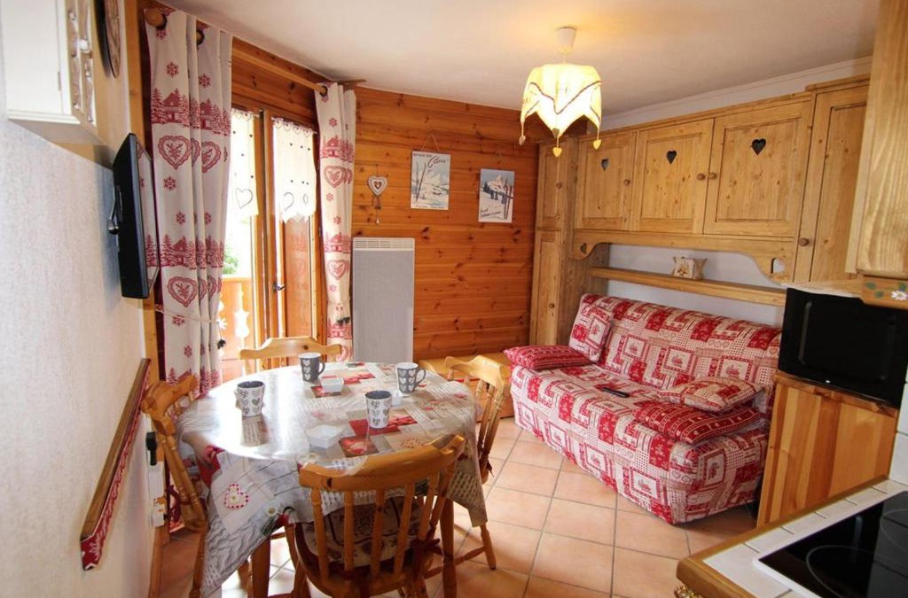 Les Saisies Apartment | Appartement en Forêt des Rennes II, 2 Pièces + Cabine, Balcon, 4 Pers., Proche ESF, Classé 2 Étoiles - FR-1-594-168