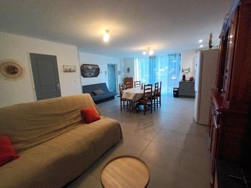 Fourchambault Apartment | Appartement en rez-de-chaussée