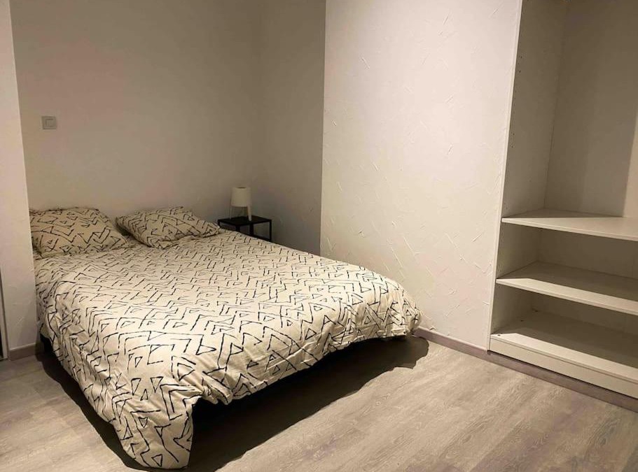 Givet Apartment | Appartement Essentiel