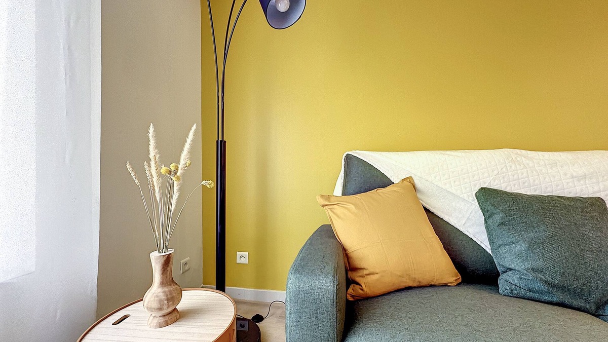 Dammartin-en-Goele Apartment | Appartement "cocon Jaune", Hébergement Confortable et Pratique !