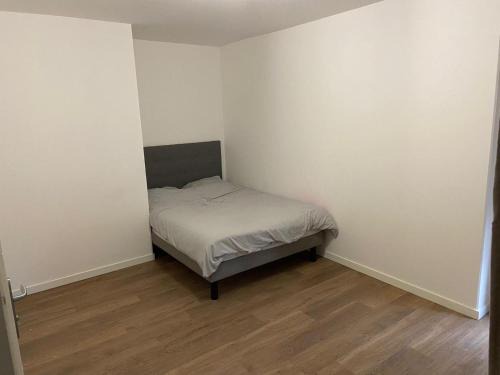 La Celle-sous-Gouzon Apartment | Appartement Lille Centre