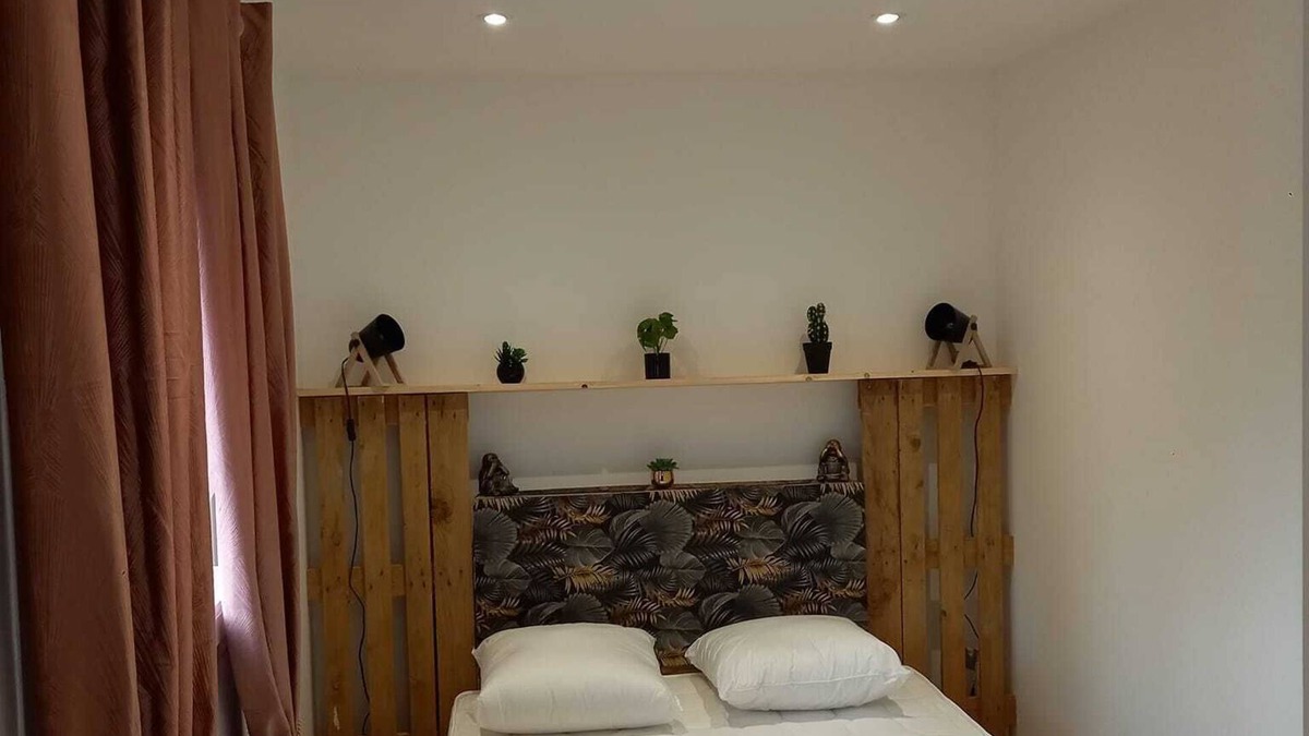 Saint-Lager-Bressac Apartment | Appartement Chez Marcel