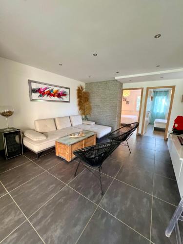 Petit-Bourg Apartment | Appartement Idéal