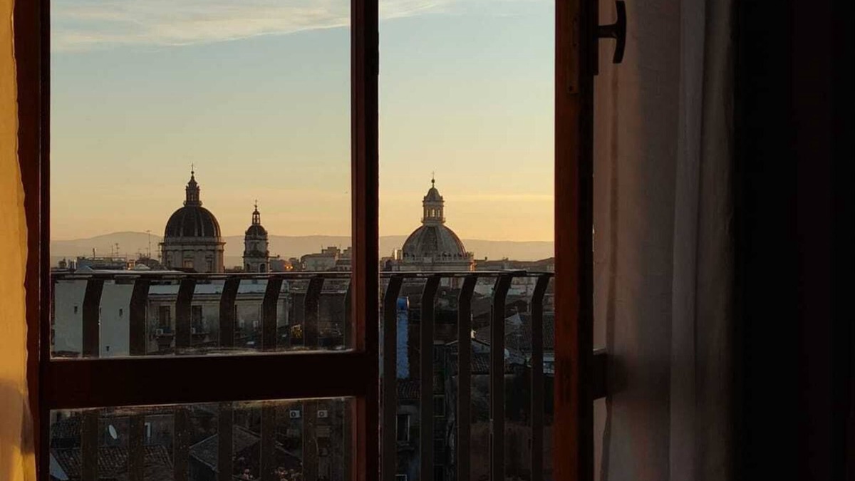 Catania City Centre Apartment | Appartement in Catania City Center - EnjoyourSicily -