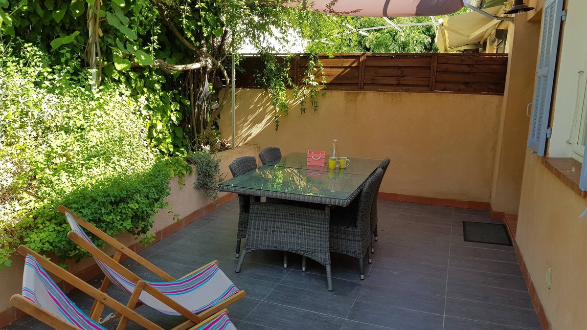Vence Apartment | Appartement Indépendant Avec sa Terrasse, Entre mer et Montagne