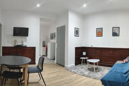 Lourdes Apartment | Appartement La Pause Bleue