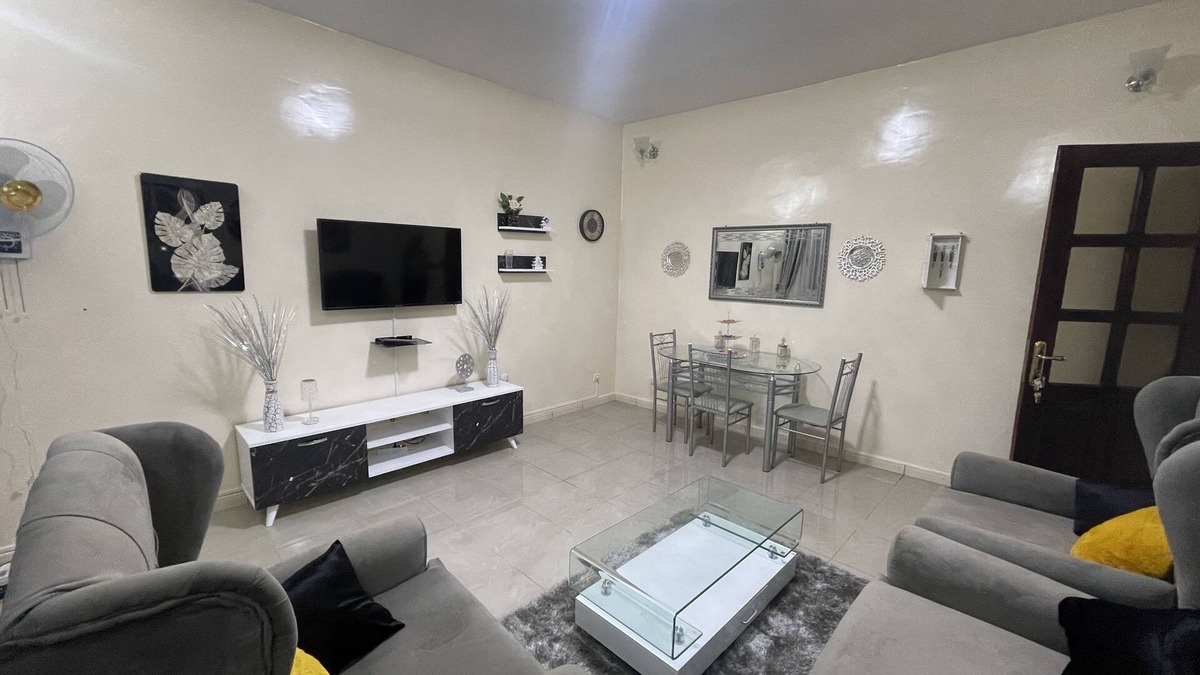 Dakar-Plateau Apartment | Appartement le Confort à Ngor Almadies-proche de la Plage et vie Nocturne
