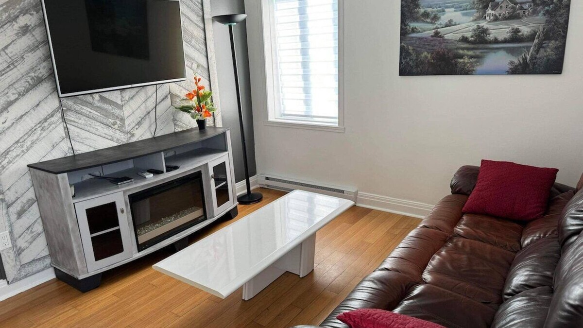 Joliette Condo | Appartement Le Dépanneur/Internet